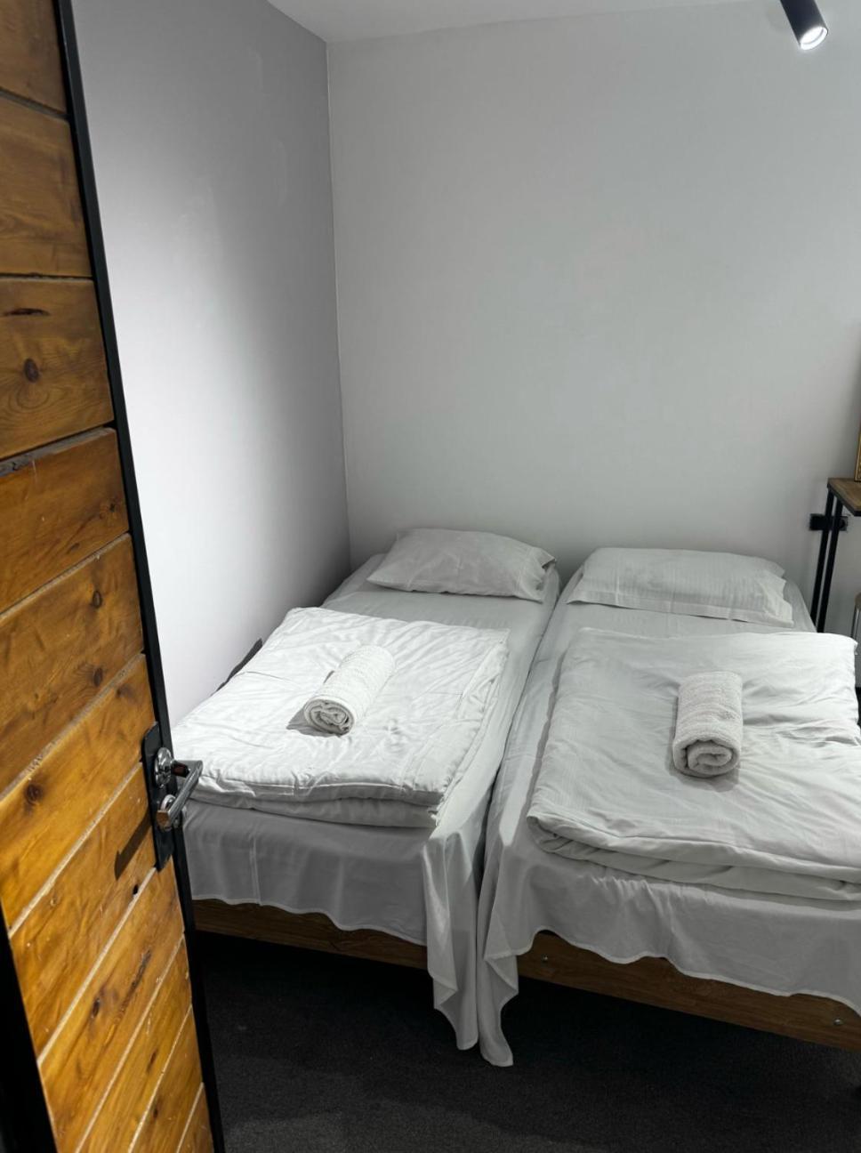 Hotel Isaka Tiflis Dış mekan fotoğraf