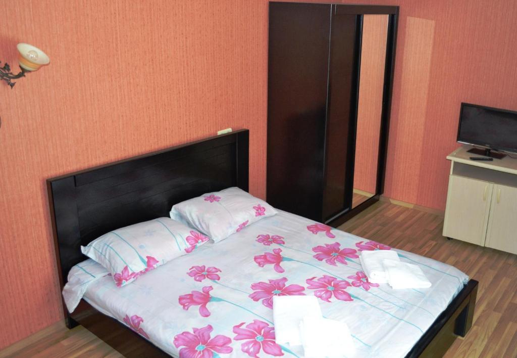 Hotel Isaka Tiflis Oda fotoğraf