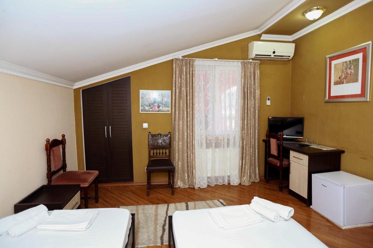Hotel Isaka Tiflis Dış mekan fotoğraf