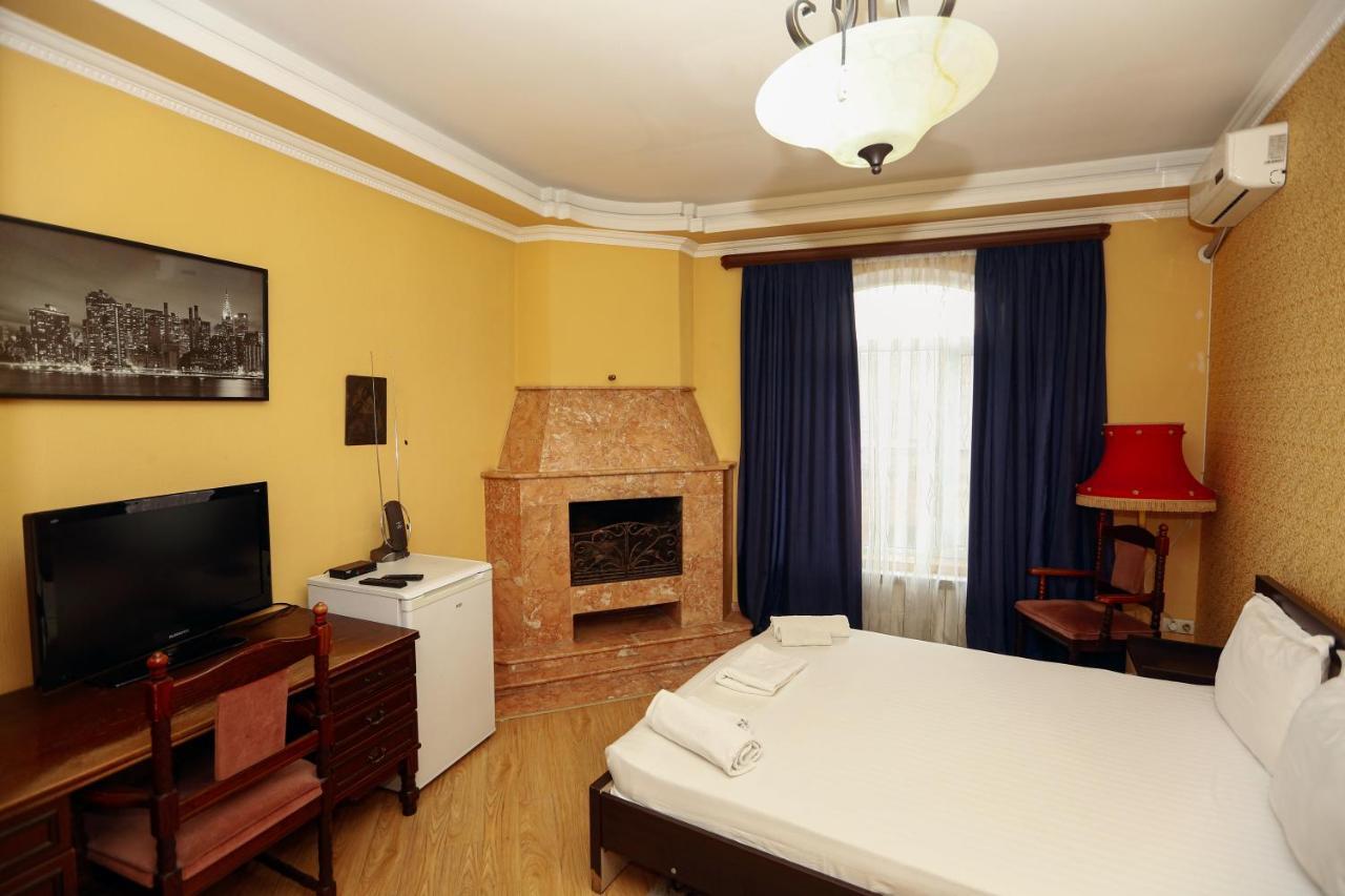 Hotel Isaka Tiflis Dış mekan fotoğraf