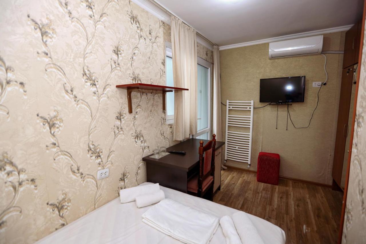 Hotel Isaka Tiflis Dış mekan fotoğraf